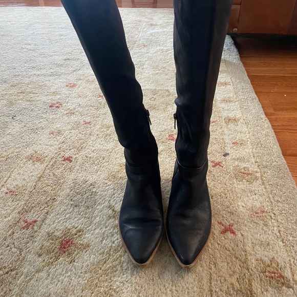 Vince Camuto Knee-high black boots - Picture 1 of 4